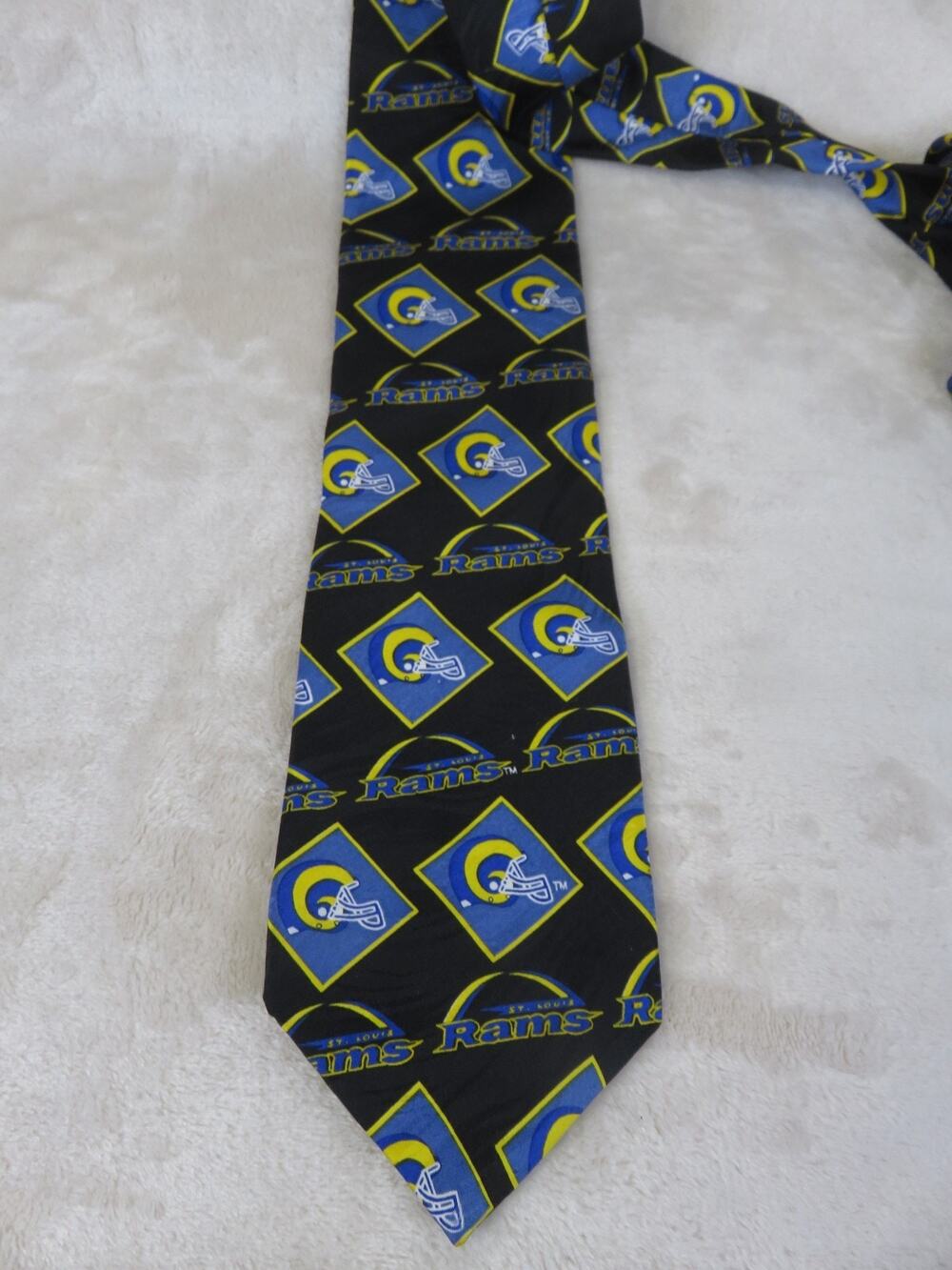 Vintage St. Louis Rams 100% Silk Tie Ralph Marlin Geometric NFL Rams 4" x 56"